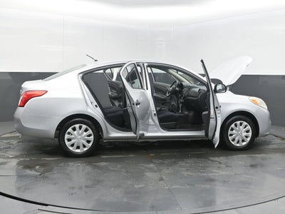 2013 Nissan Versa S