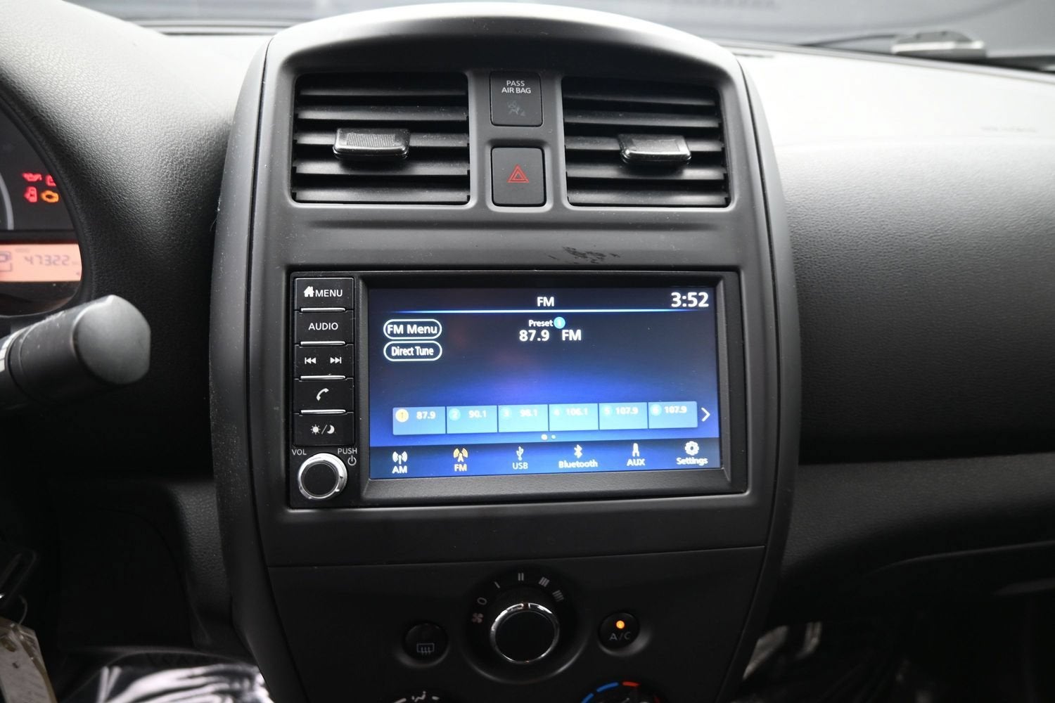 2019 Nissan Versa 1.6 S+
