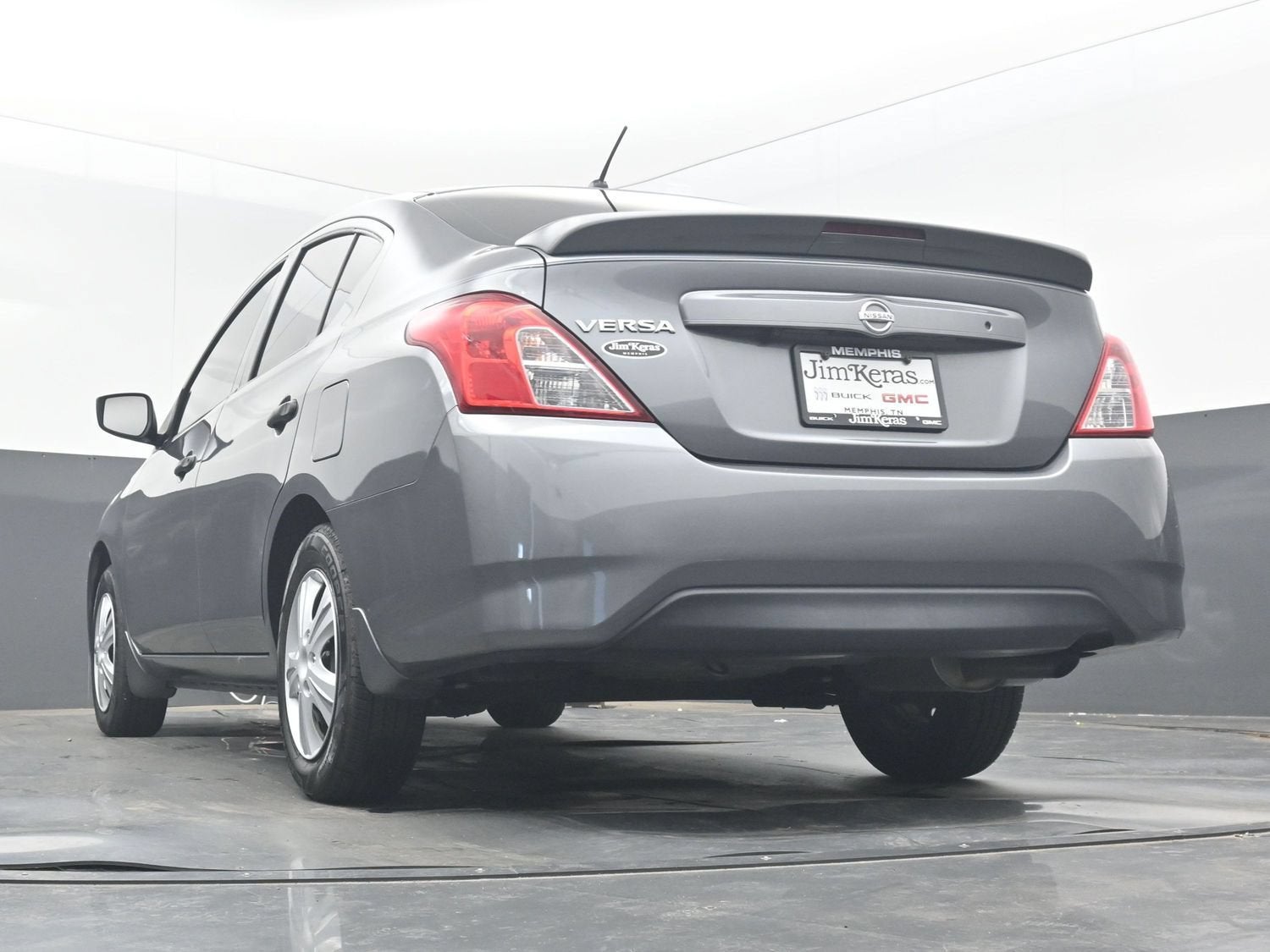 2019 Nissan Versa 1.6 S+