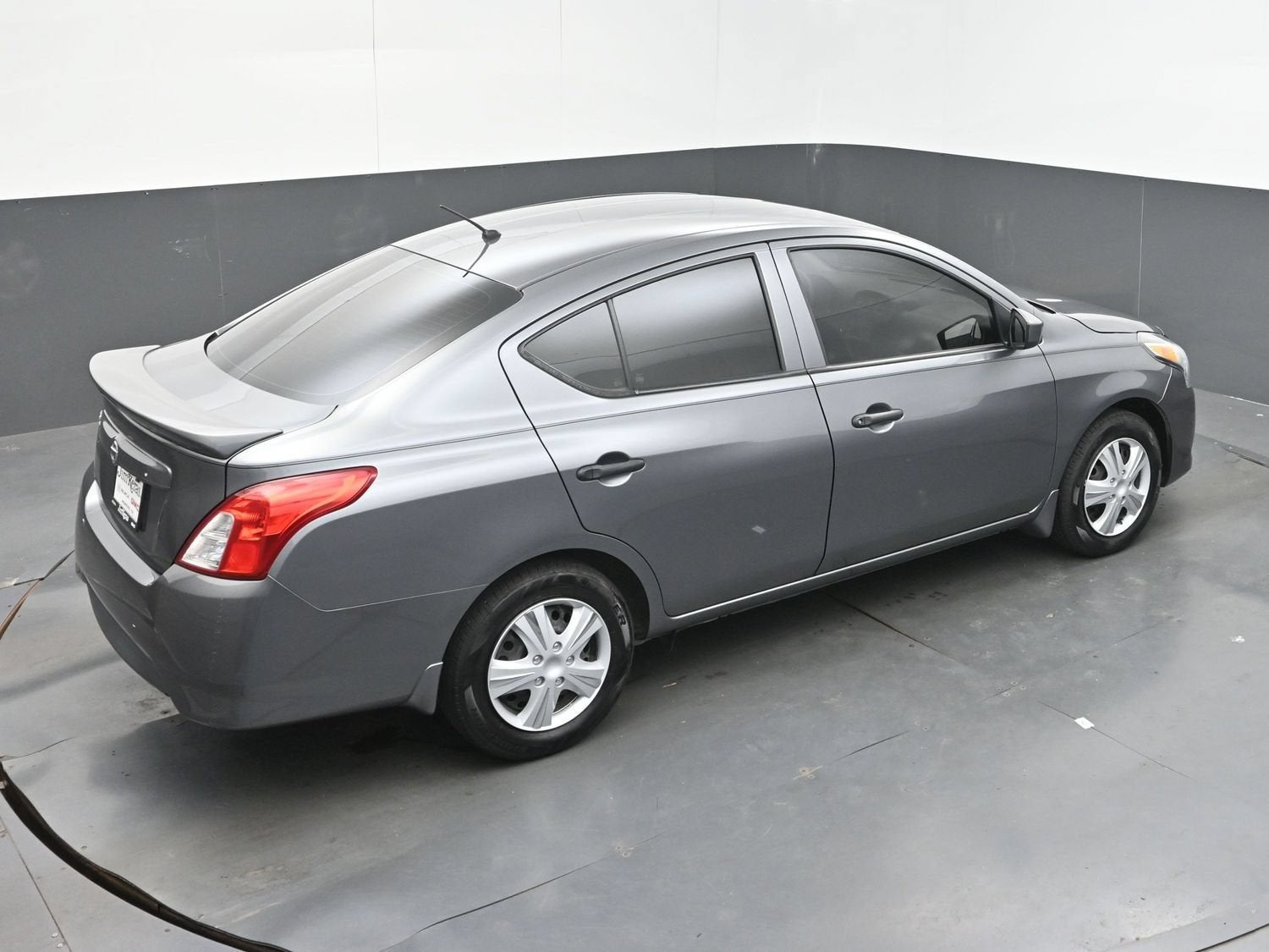 2019 Nissan Versa 1.6 S+
