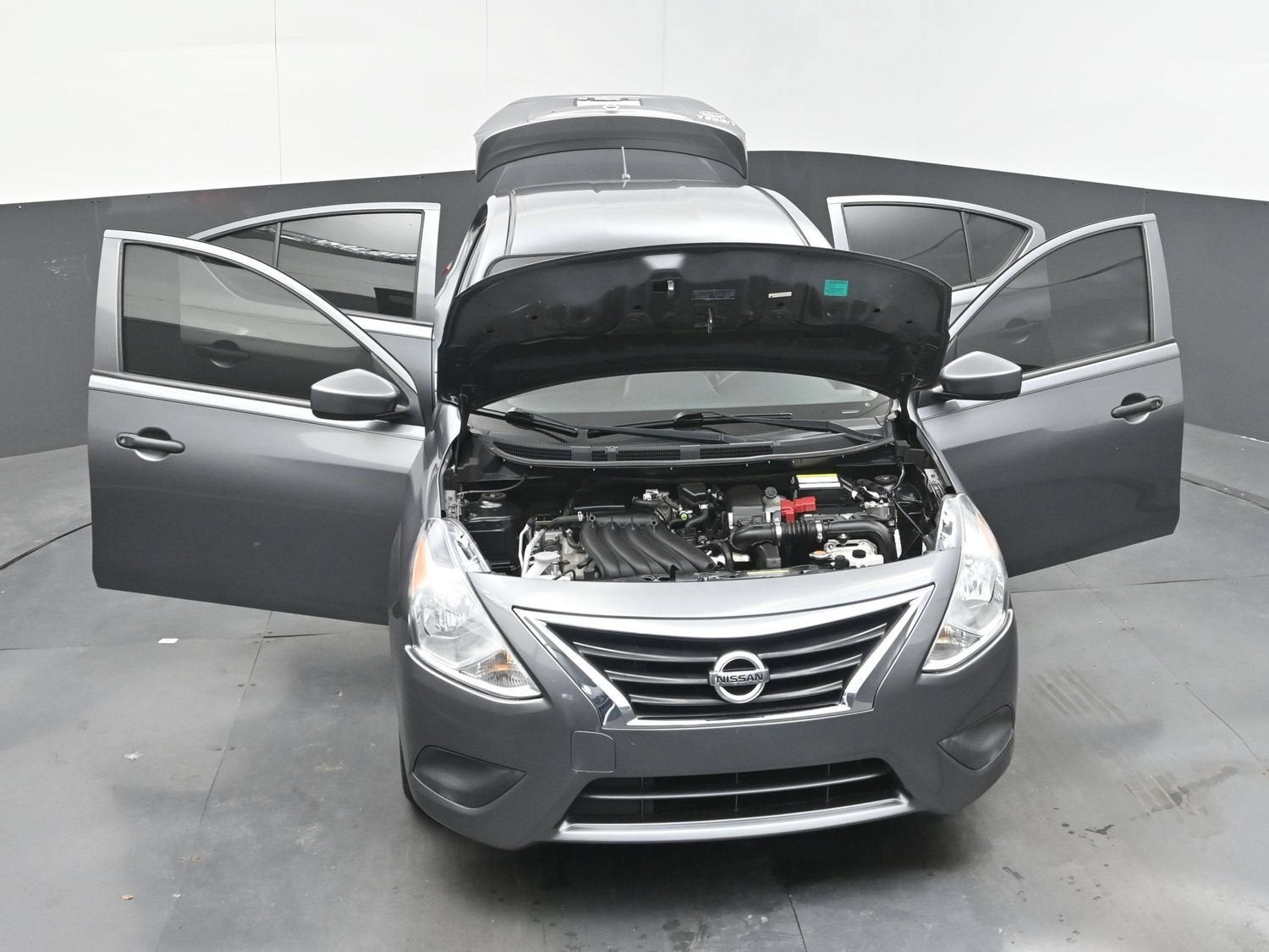 2019 Nissan Versa 1.6 S+