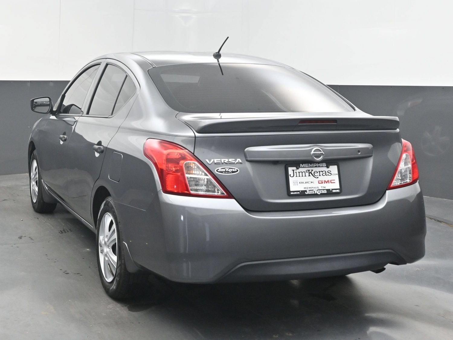 2019 Nissan Versa 1.6 S+