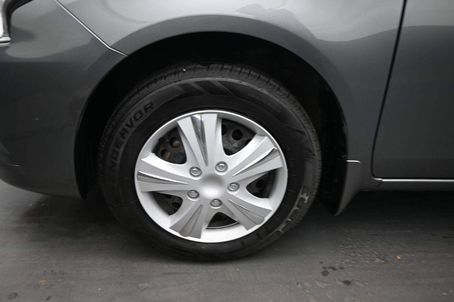 2019 Nissan Versa 1.6 S+
