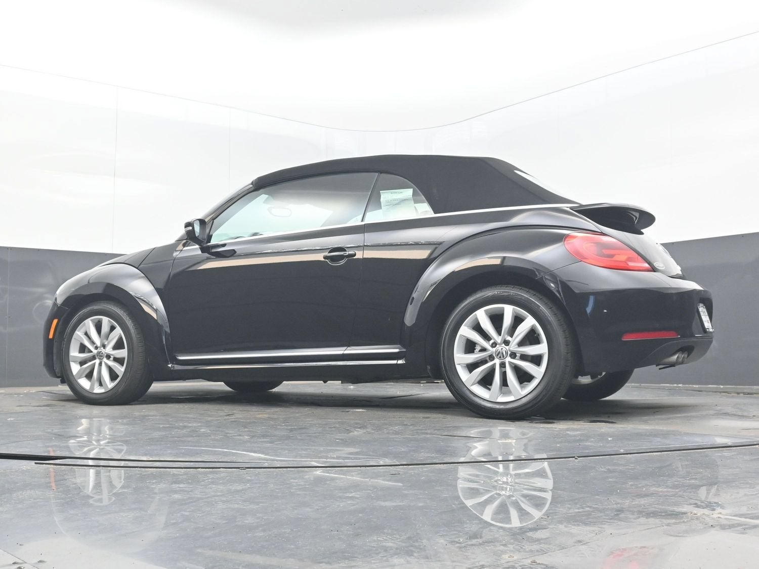 2014 Volkswagen Beetle Convertible 2.0L TDI