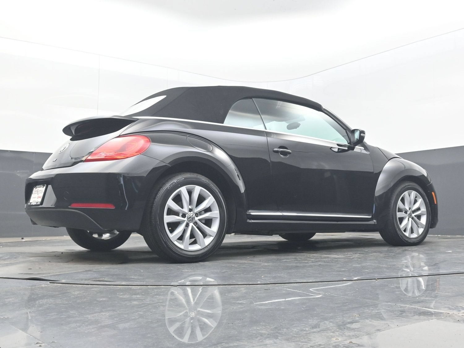 2014 Volkswagen Beetle Convertible 2.0L TDI