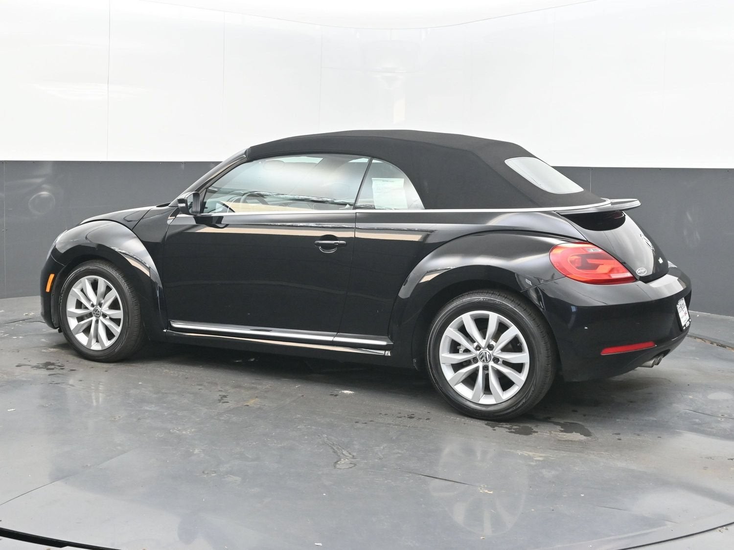 2014 Volkswagen Beetle Convertible 2.0L TDI
