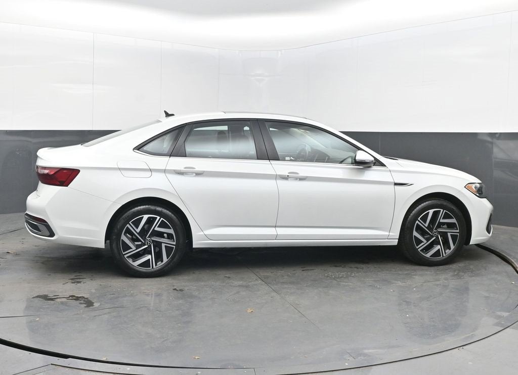 2024 Volkswagen Jetta SEL