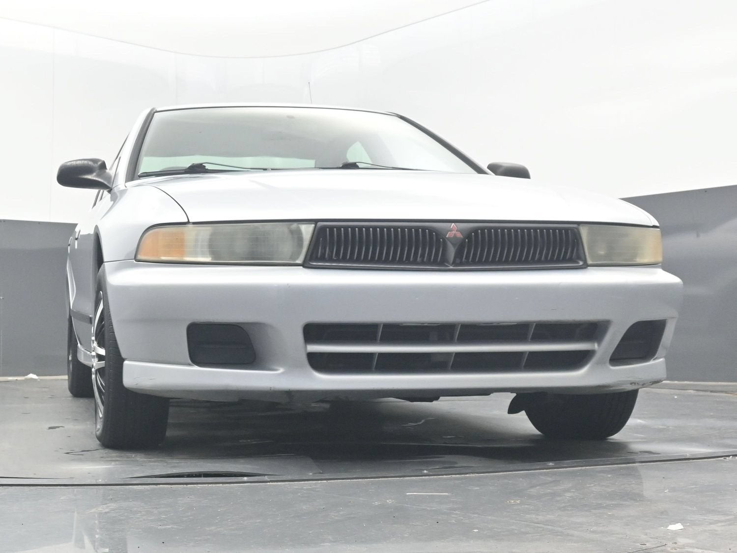 2001 Mitsubishi Galant DE
