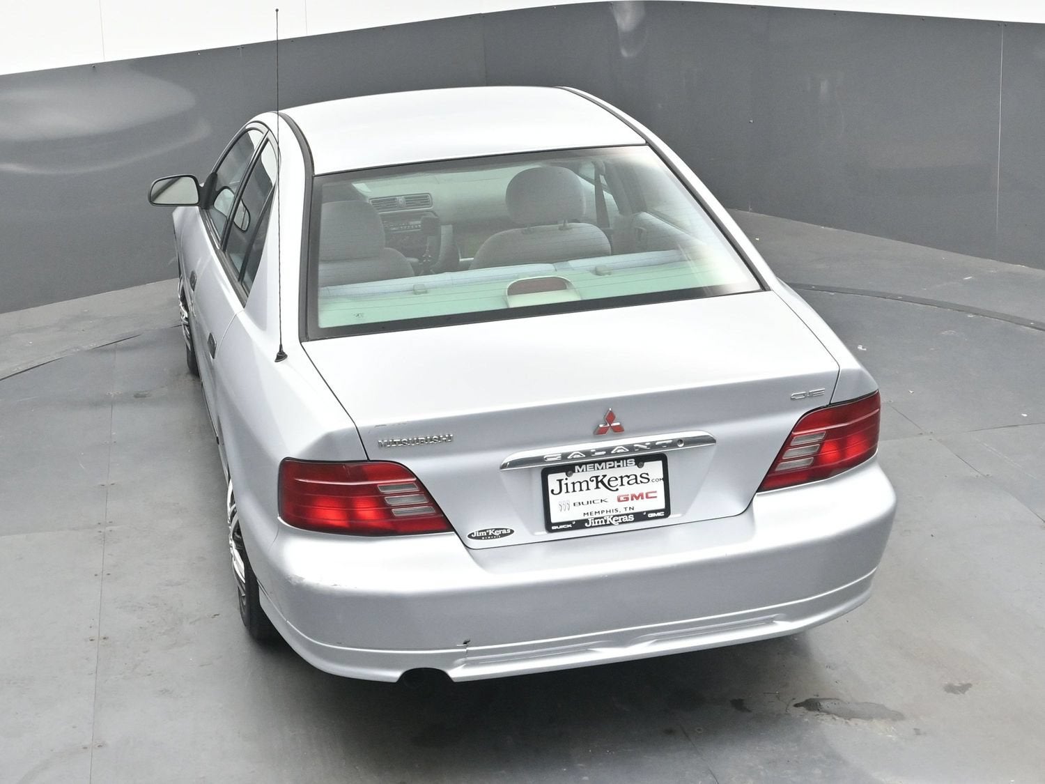 2001 Mitsubishi Galant DE