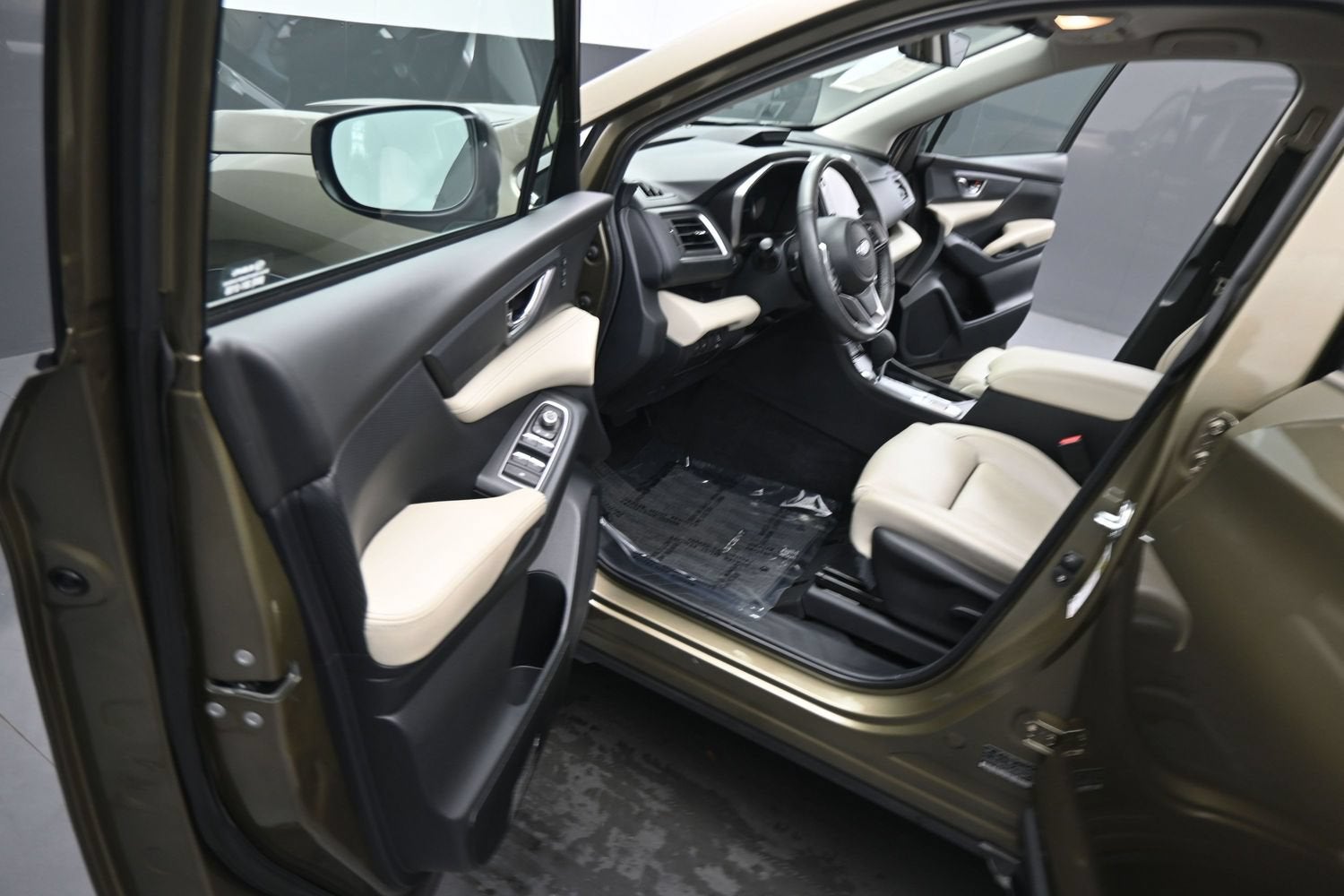 2024 Subaru Ascenso Limited 8-Passenger