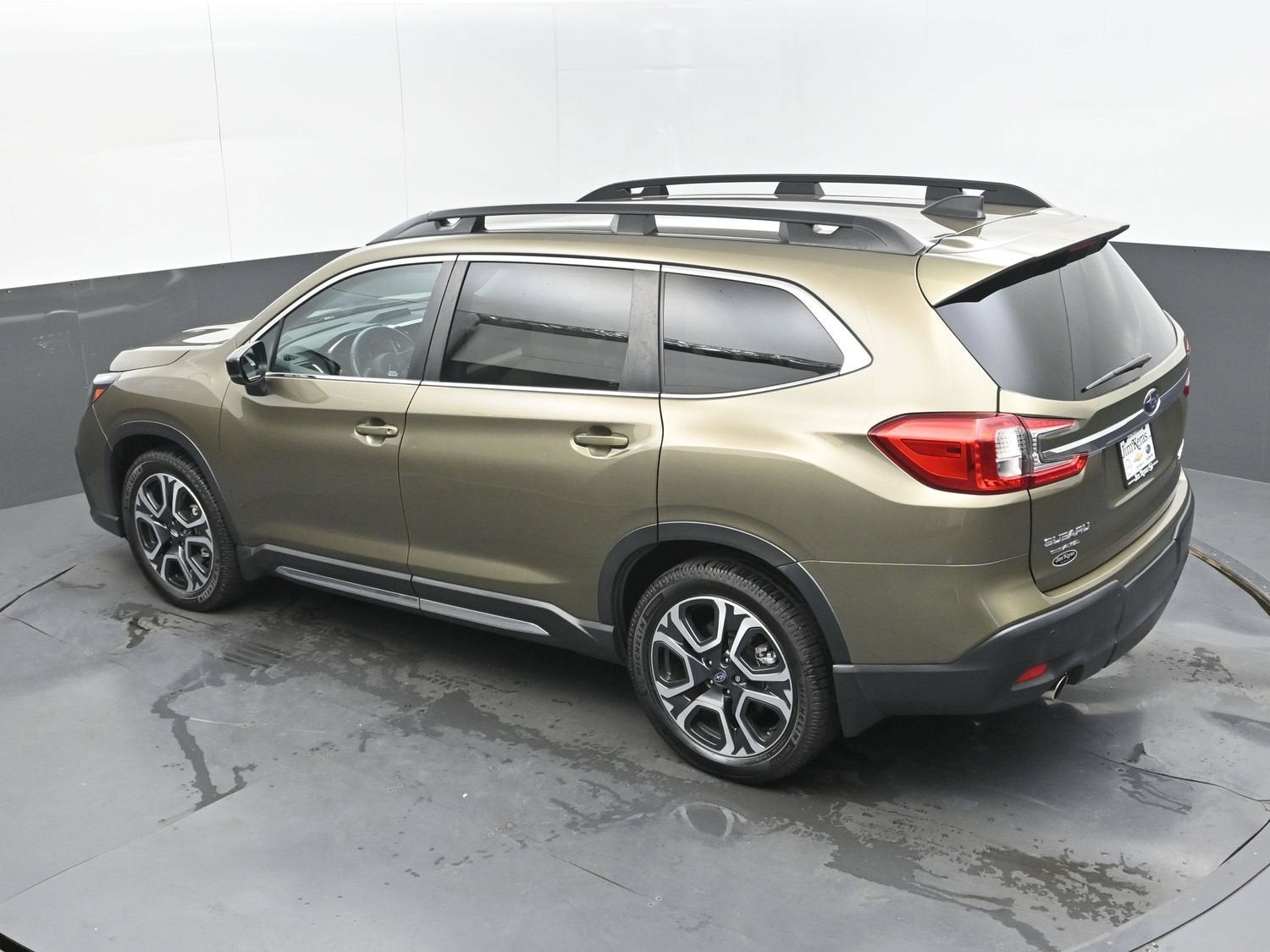 2024 Subaru Ascenso Limited 8-Passenger