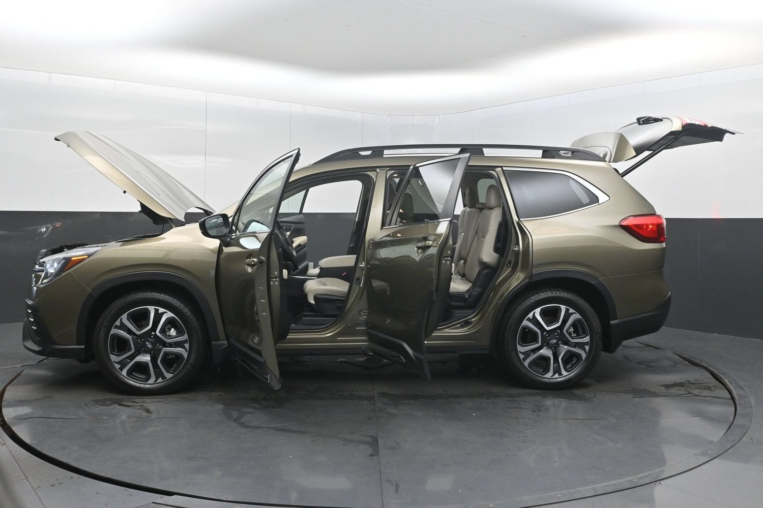 2024 Subaru Ascenso Limited 8-Passenger