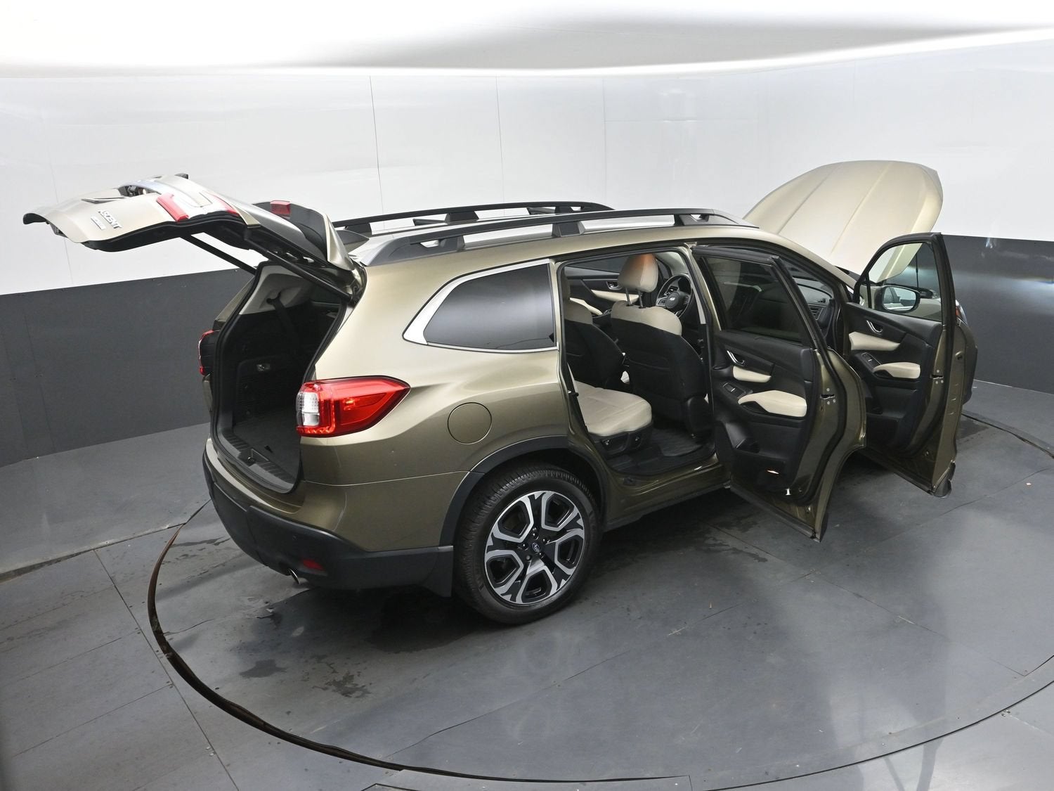 2024 Subaru Ascenso Limited 8-Passenger