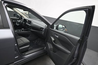 2025 Nissan Rogue SV FWD