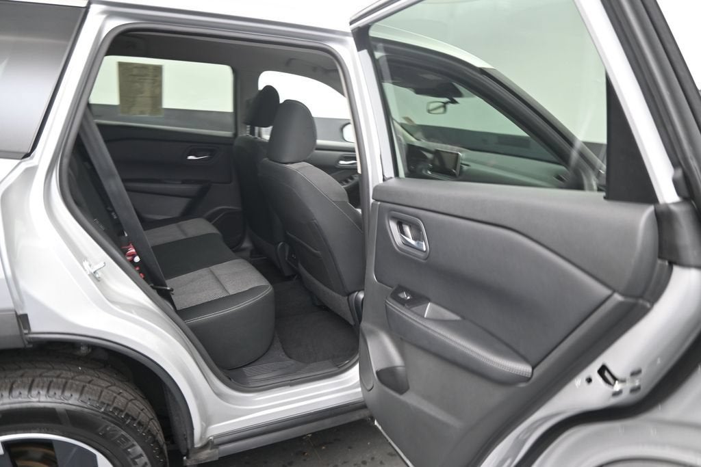 2025 Nissan Rogue SV Intelligent AWD