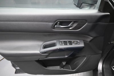 2025 Nissan Pathfinder SV FWD