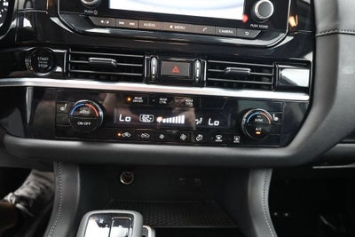 2025 Nissan Pathfinder SV FWD
