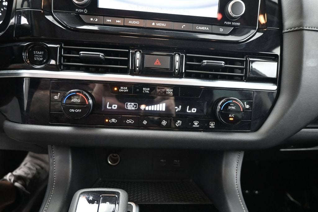 2025 Nissan Pathfinder SV FWD