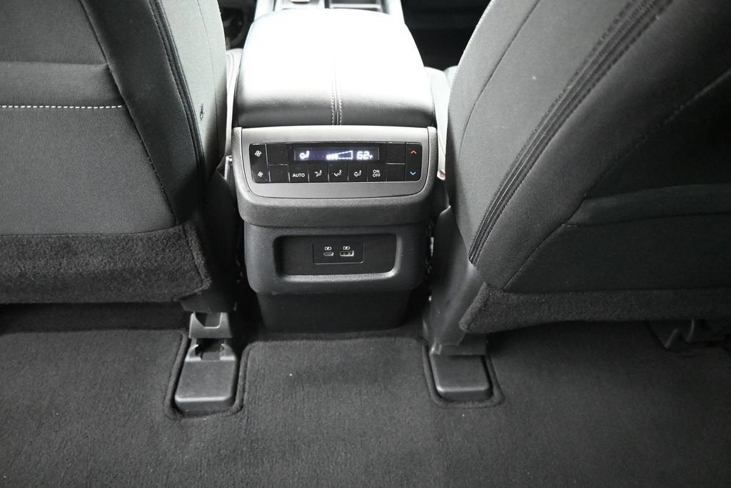 2025 Nissan Pathfinder SV FWD