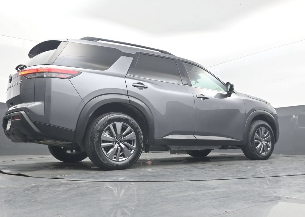 2025 Nissan Pathfinder SV FWD