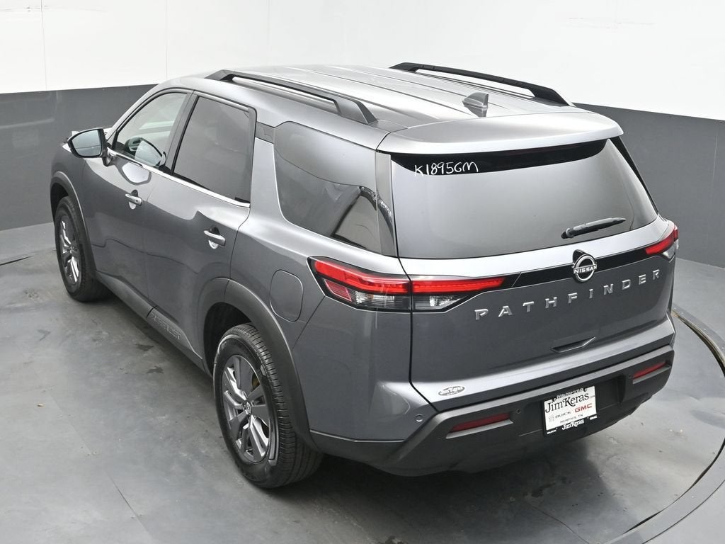 2025 Nissan Pathfinder SV FWD