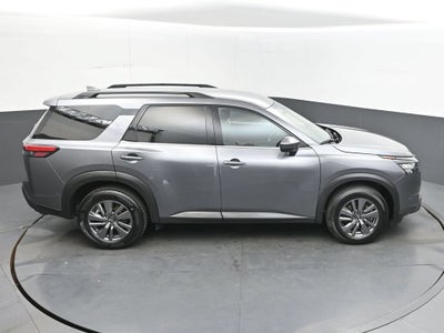 2025 Nissan Pathfinder SV FWD