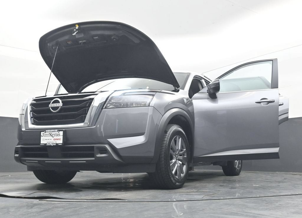 2025 Nissan Pathfinder SV FWD