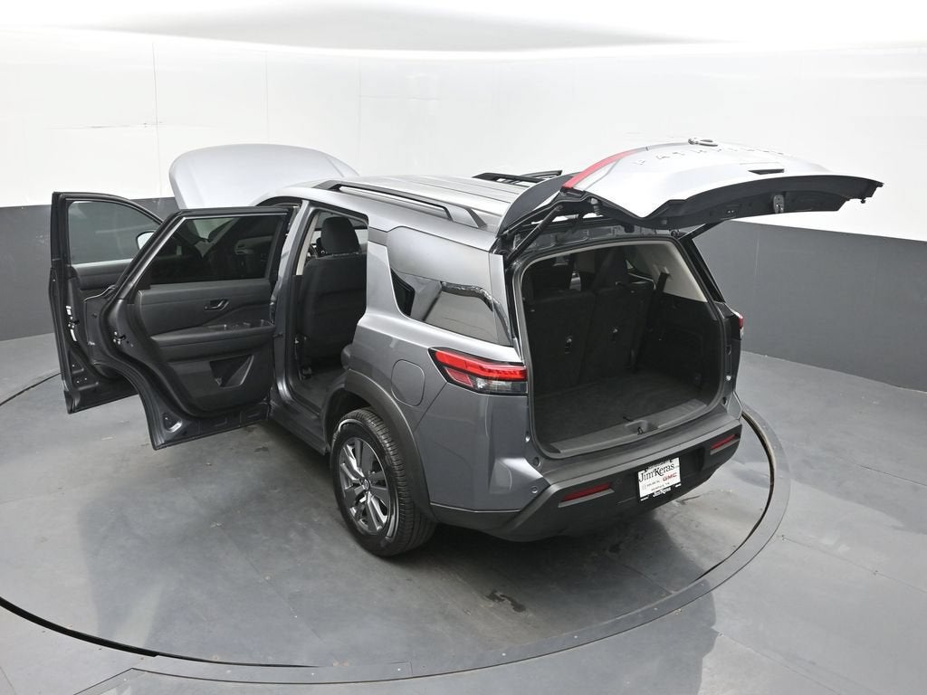 2025 Nissan Pathfinder SV FWD