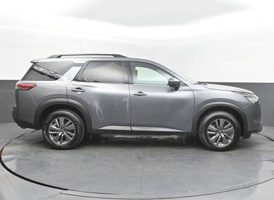 2025 Nissan Pathfinder SV FWD