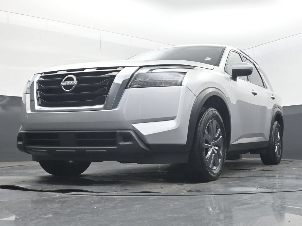 2025 Nissan Pathfinder SV FWD