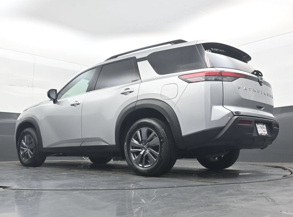 2025 Nissan Pathfinder SV FWD