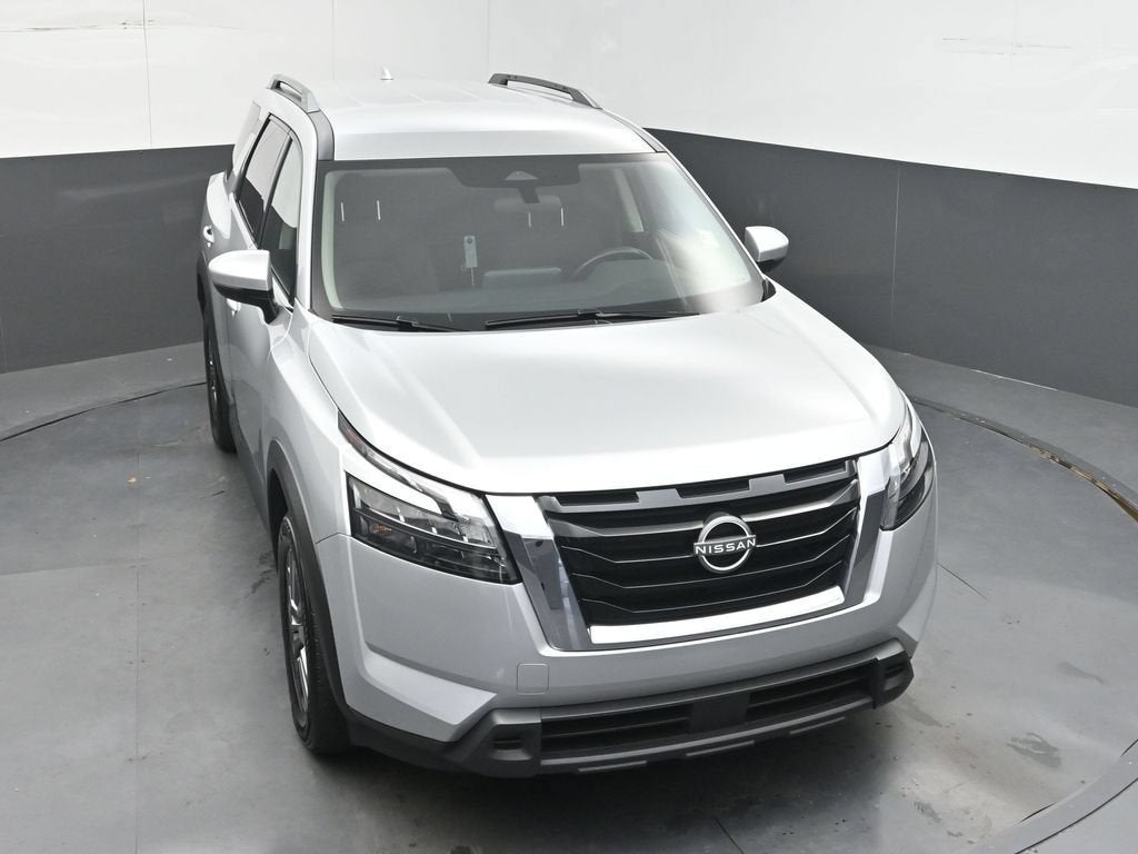 2025 Nissan Pathfinder SV FWD
