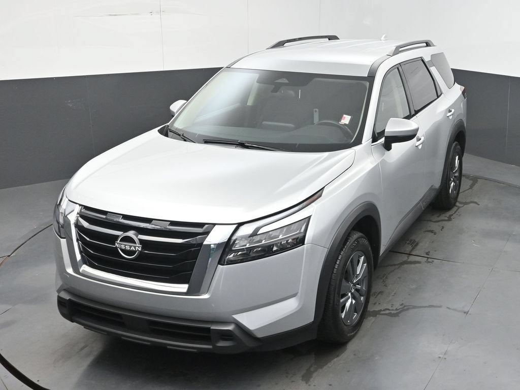 2025 Nissan Pathfinder SV FWD