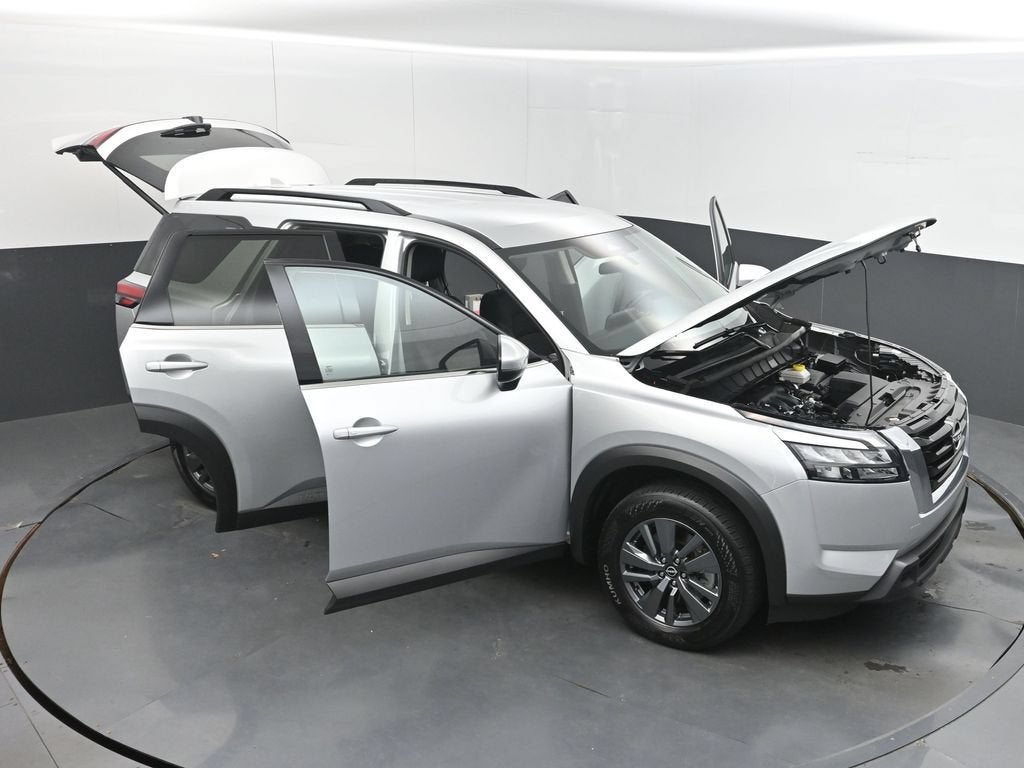 2025 Nissan Pathfinder SV FWD