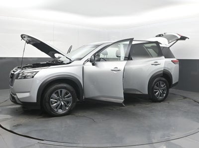 2025 Nissan Pathfinder SV FWD
