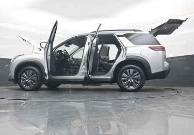 2025 Nissan Pathfinder SV FWD