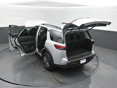 2025 Nissan Pathfinder SV FWD