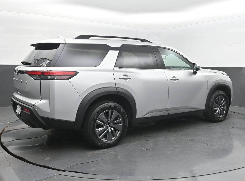 2025 Nissan Pathfinder SV FWD