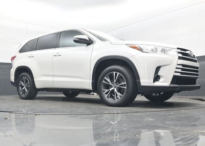 2017 Toyota Highlander LE