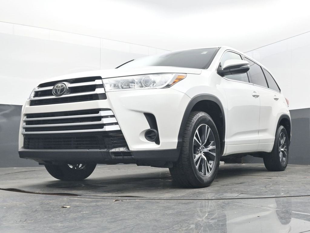 2017 Toyota Highlander LE