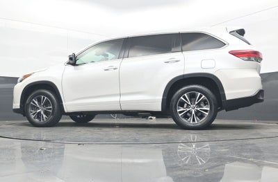 2017 Toyota Highlander LE
