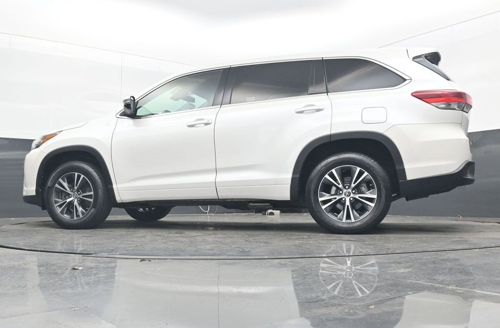 2017 Toyota Highlander LE