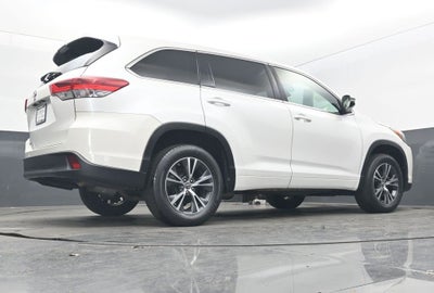 2017 Toyota Highlander LE