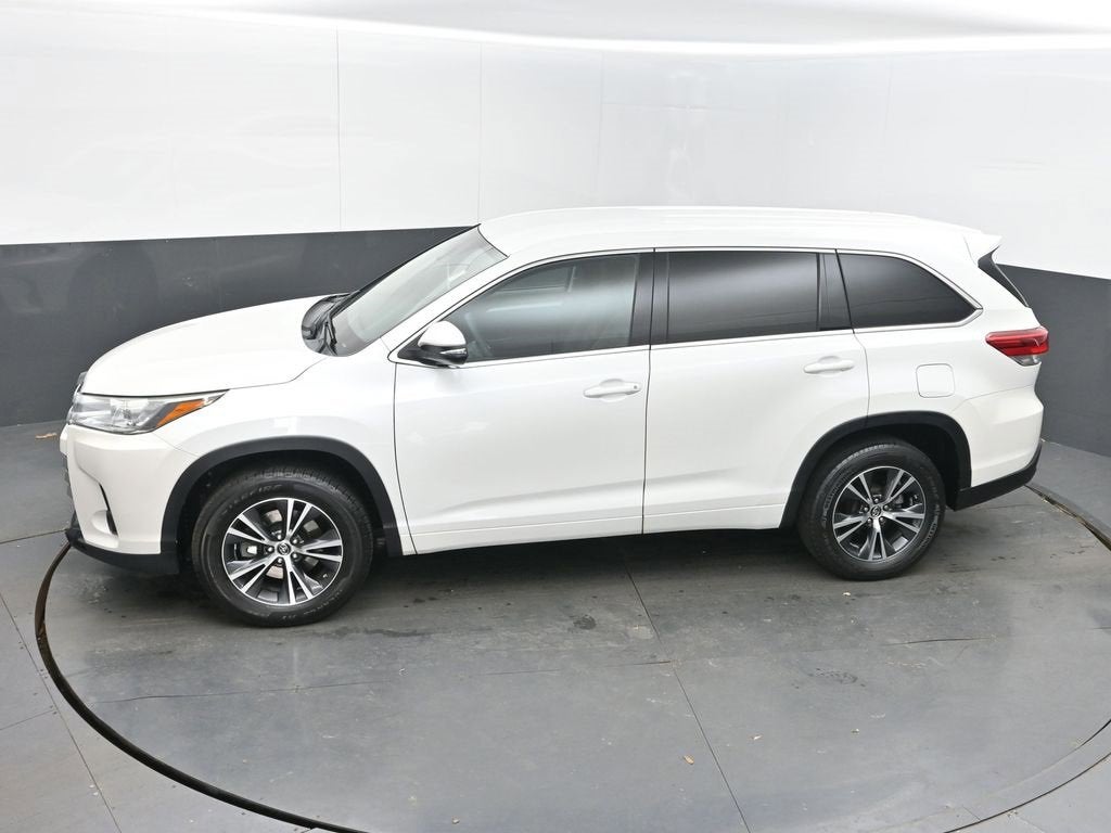2017 Toyota Highlander LE