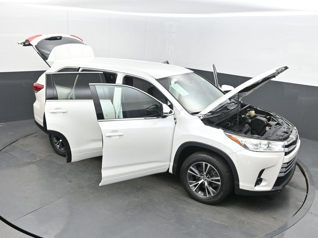 2017 Toyota Highlander LE