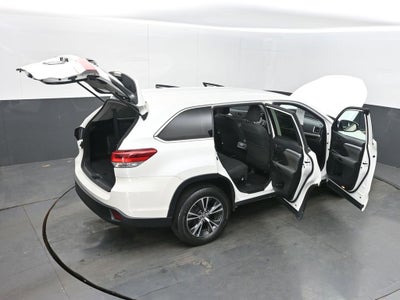 2017 Toyota Highlander LE