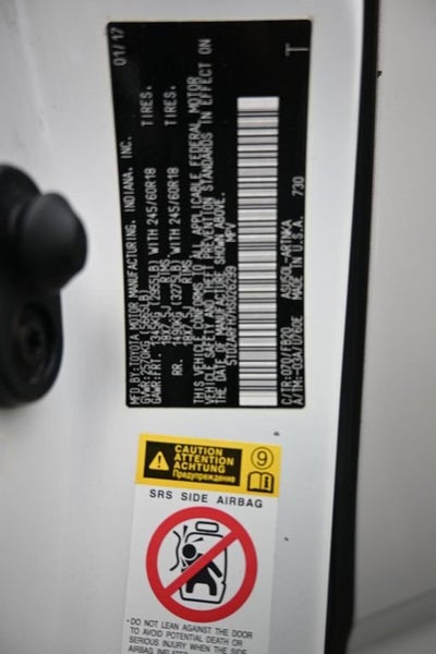 2017 Toyota Highlander LE