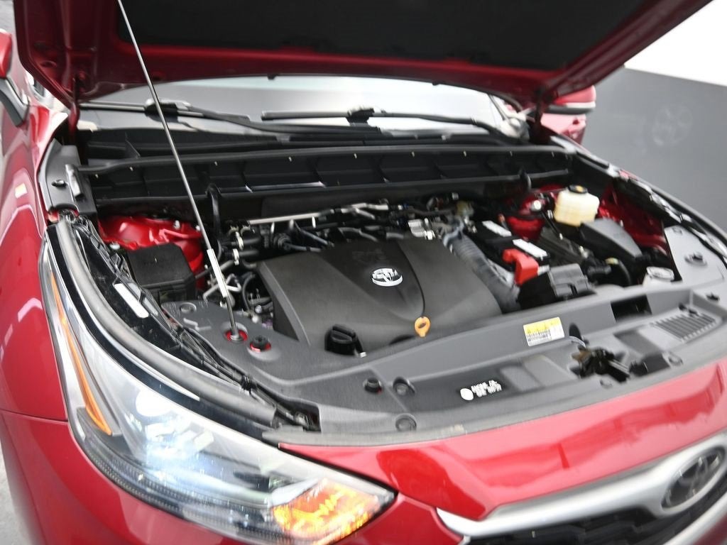 2022 Toyota Highlander LE