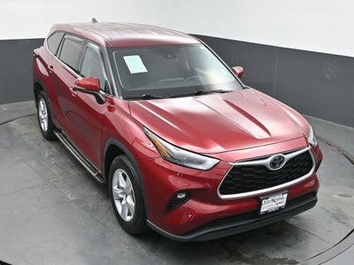 2022 Toyota Highlander LE