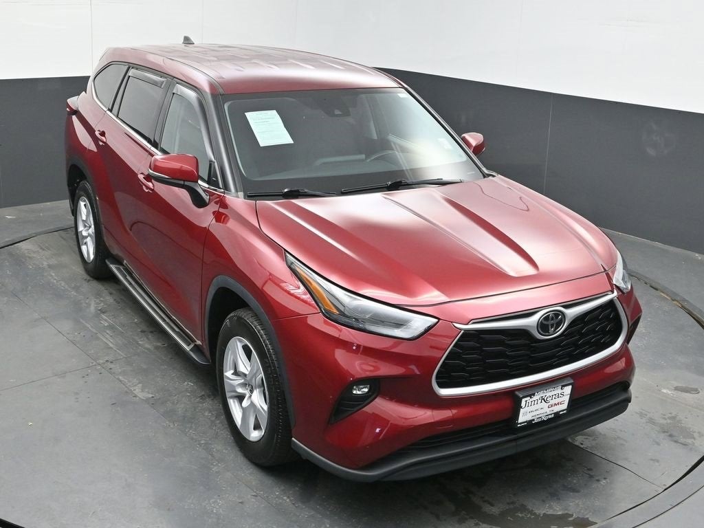 2022 Toyota Highlander LE